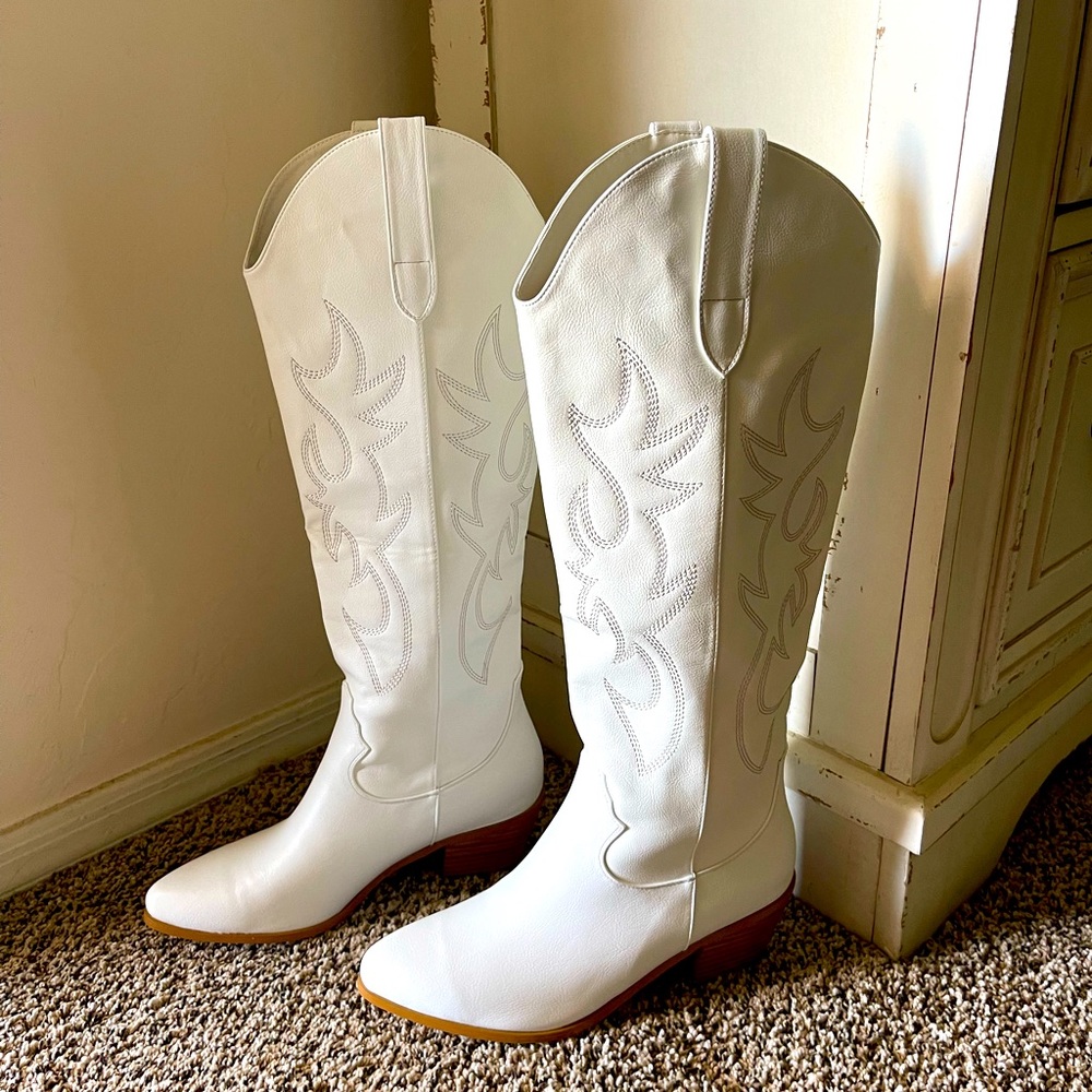 White tall cowgirl boots